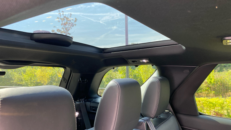 Land Rover Discovery 3.0 D300 R-Dynamic HSE 5dr Auto Diesel Station Wagon